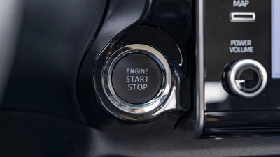 Toyota Hilux SGLX Toyota Hilux Sr5 2.4L Diesel 2024 full option for export only-9