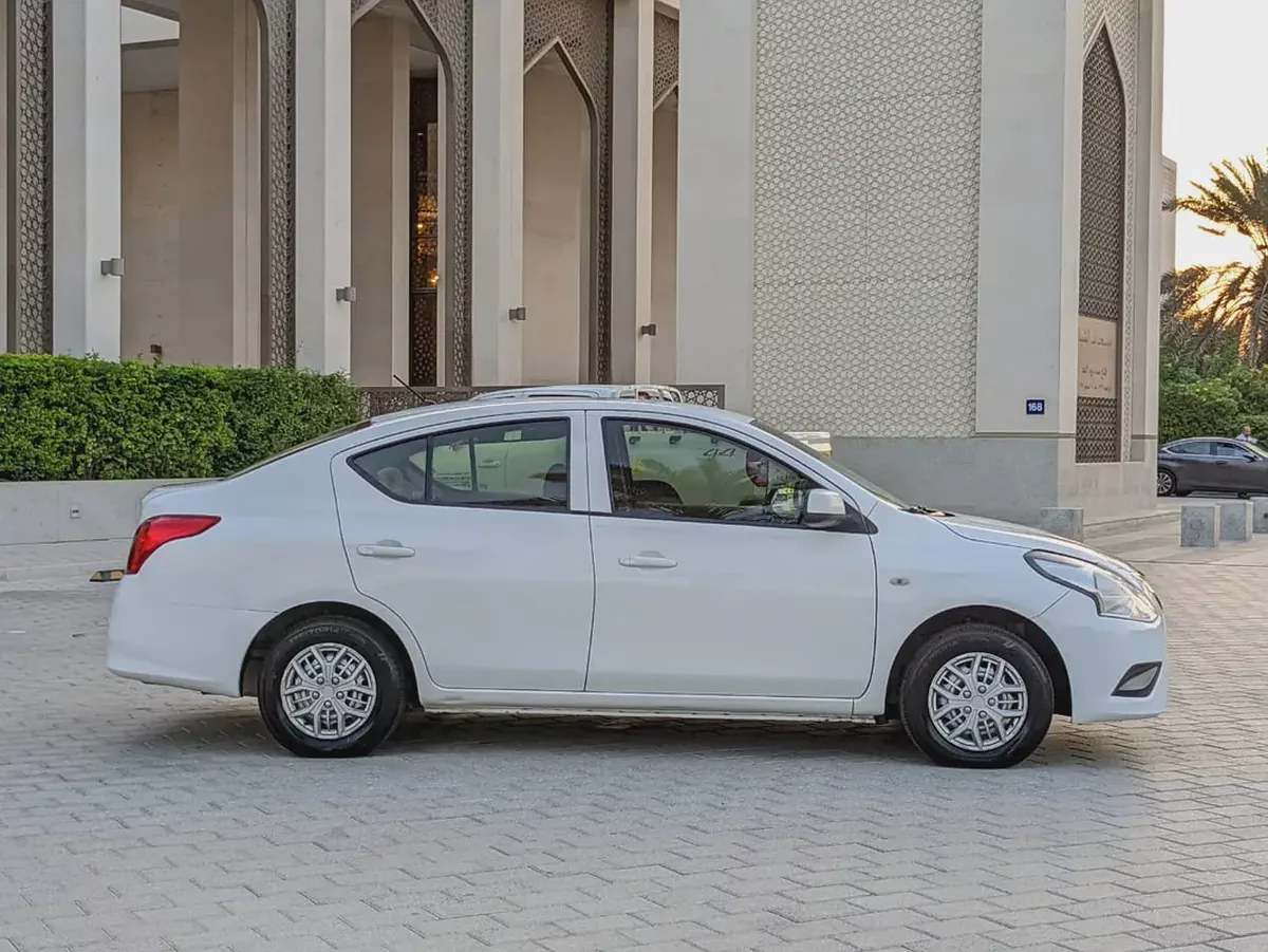 Nissan Sunny 2018 EX Saloon GCC Specs Immaculate Condition With Low KM Perfect Family Sedan-16-16