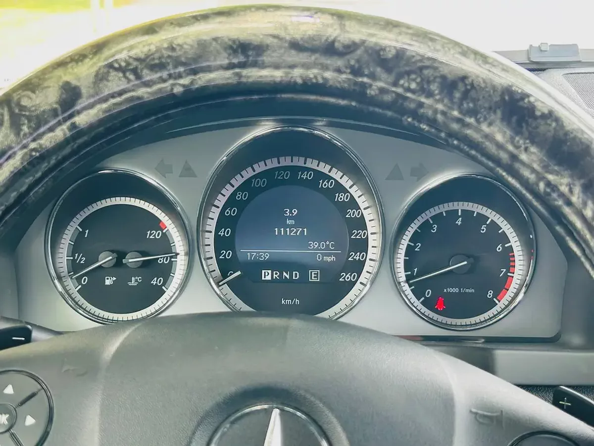 BENZ C300 | 2010 | ONLY | 111271 KM | JAPAN IMPORT | CLEAN TITLE-18-18