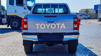 Toyota Hilux SGLX HILUX 2.4L FOLL OPTION DIESEL-4