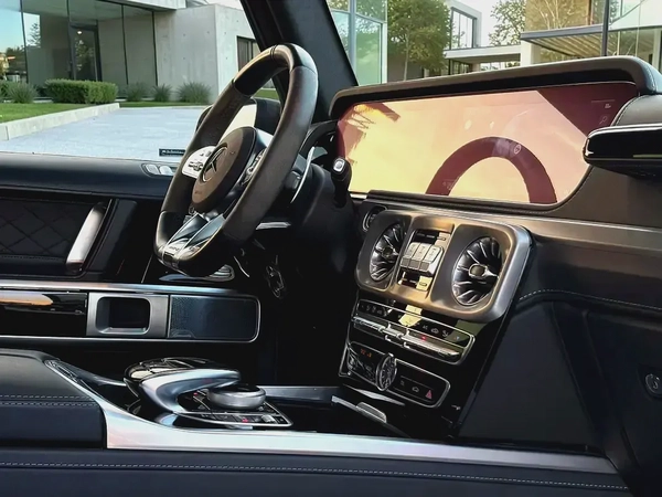 AED 8,960 P.M | 0% DOWN PAYMENT | MERCEDES-BENZ G63 AMG | 4.0L V8 BITURBO | 2022 | KOREAN SPECS