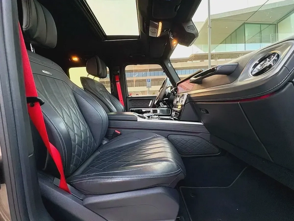 AED 8,960 P.M | 0% DOWN PAYMENT | MERCEDES-BENZ G63 AMG | 4.0L V8 BITURBO | 2022 | KOREAN SPECS