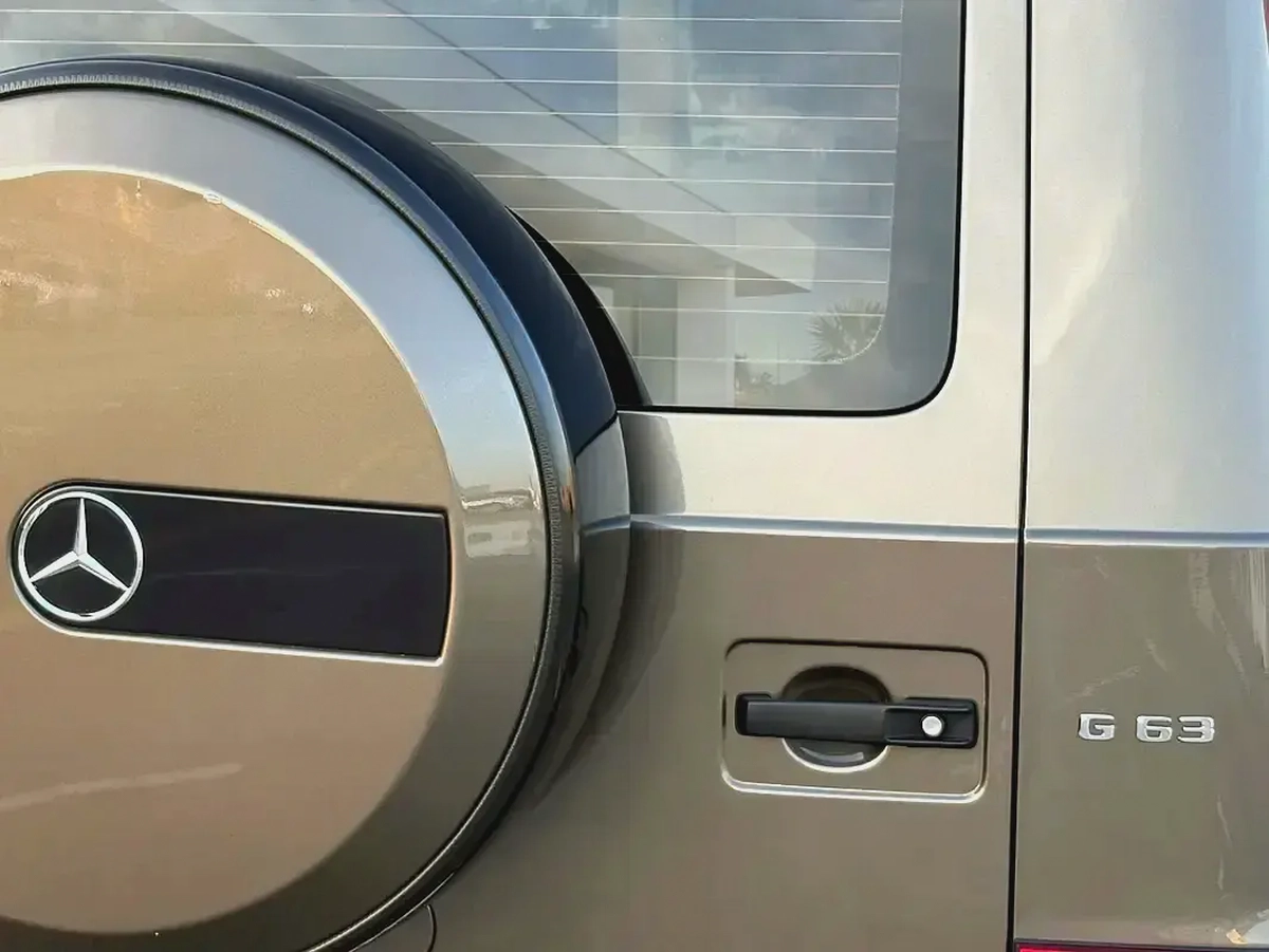 AED 8,960 P.M | 0% DOWN PAYMENT | MERCEDES-BENZ G63 AMG | 4.0L V8 BITURBO | 2022 | KOREAN SPECS-8-8