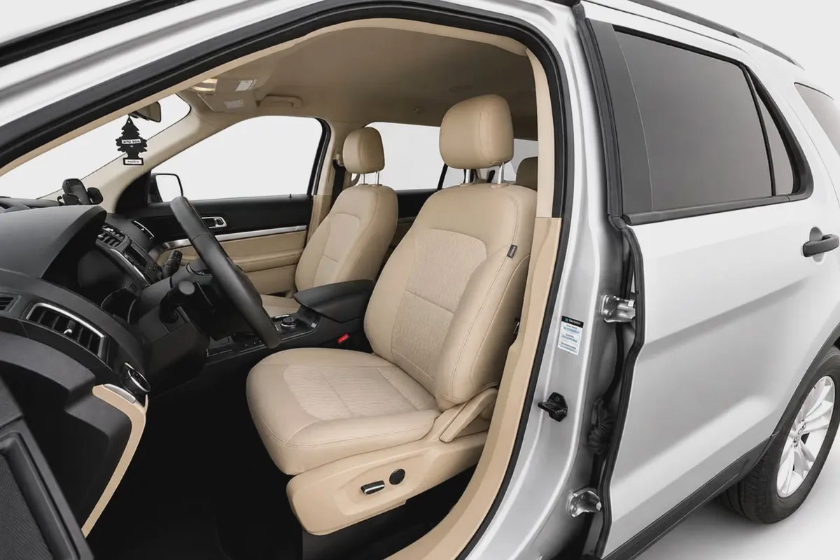 Ford Explorer Base AWD 2017 l 7 Seater l AED 1,074 l 0% Downpayment-10-10