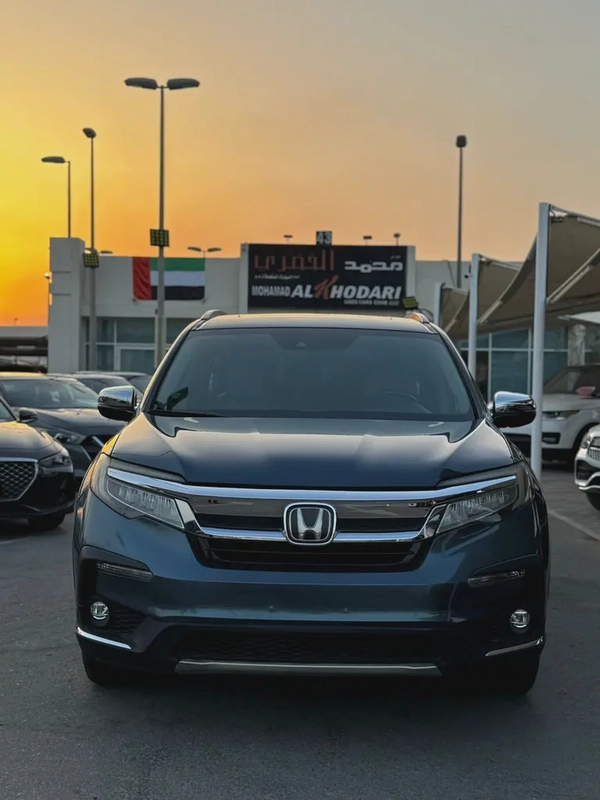HONDA PILOT (2019) //GCC//TOURING// FULL OPTIONS//GOOD CONDITION