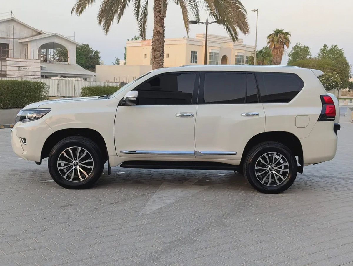 Toyota  Prado 2011  Facelifted 2023 | 2.7L V4 | Exterior & Interior Excellent Condition-17-17