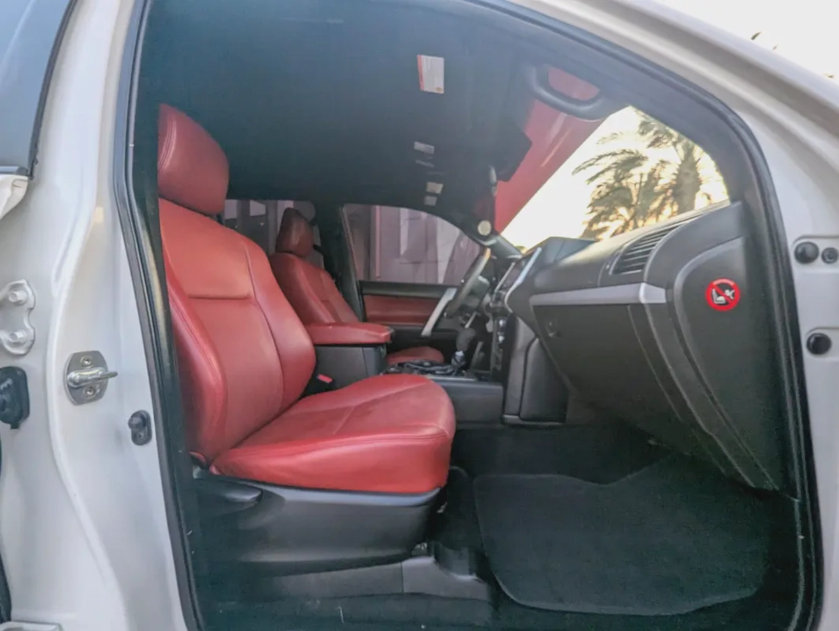 Toyota  Prado 2011  Facelifted 2023 | 2.7L V4 | Exterior & Interior Excellent Condition-5-5
