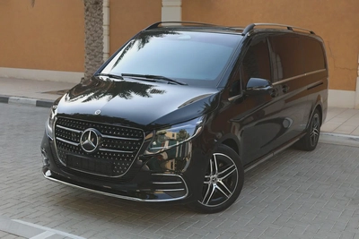 V300 AMG - 4 YRS WARRANTY / SERVICE 200,000 KM - GCC SPECS - PPF - ACCIDENT FREE - FULL SERVICE --0