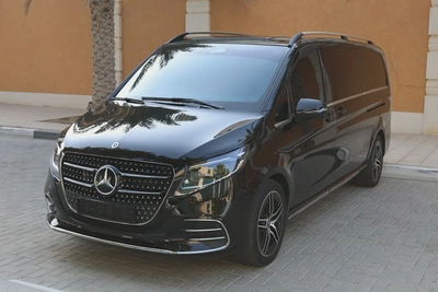 V300 AMG - 4 YRS WARRANTY / SERVICE 200,000 KM - GCC SPECS - PPF - ACCIDENT FREE - FULL SERVICE --2