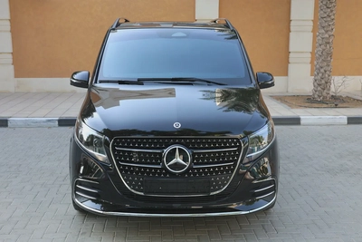 V300 AMG - 4 YRS WARRANTY / SERVICE 200,000 KM - GCC SPECS - PPF - ACCIDENT FREE - FULL SERVICE --6