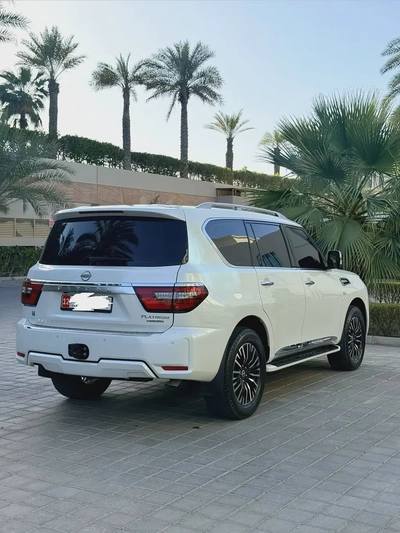 Nissan Patrol LE Platinum 2023 GCC Specs-2