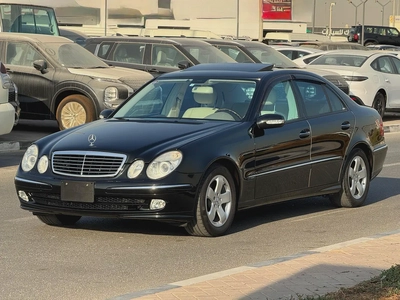 Mercedes Benz E320 2004 73000km - Beige Interior - Original Paint - Japan Import - Clean Title-1