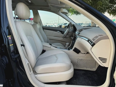 Mercedes Benz E320 2004 73000km - Beige Interior - Original Paint - Japan Import - Clean Title-12