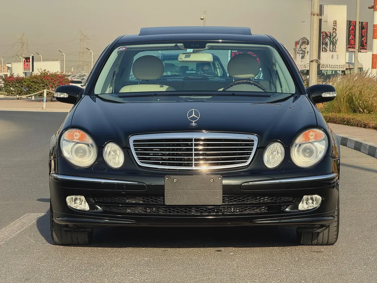 Mercedes Benz E320 2004 73000km - Beige Interior - Original Paint - Japan Import - Clean Title-2-2