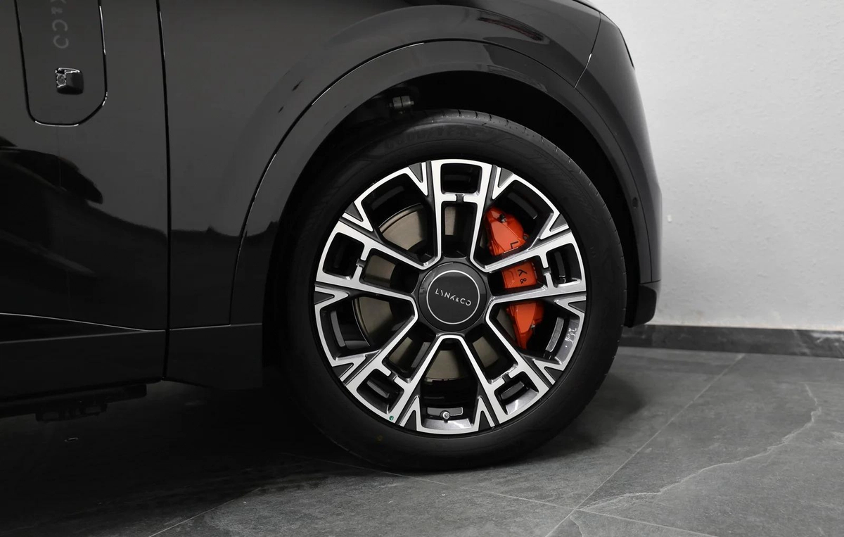 LYNK CO 900 EM-P | BRAND NEW | 2.0L Turbo | Warranty 5 Years-9-9