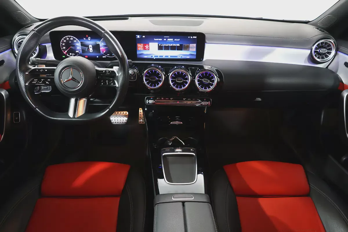 Mercedes CLA 250 4MATIC 2024 I GARGASH WARRANTY + SERVICE CONTRACT I GCC Specs I ACCIDENTS FREE-10-10