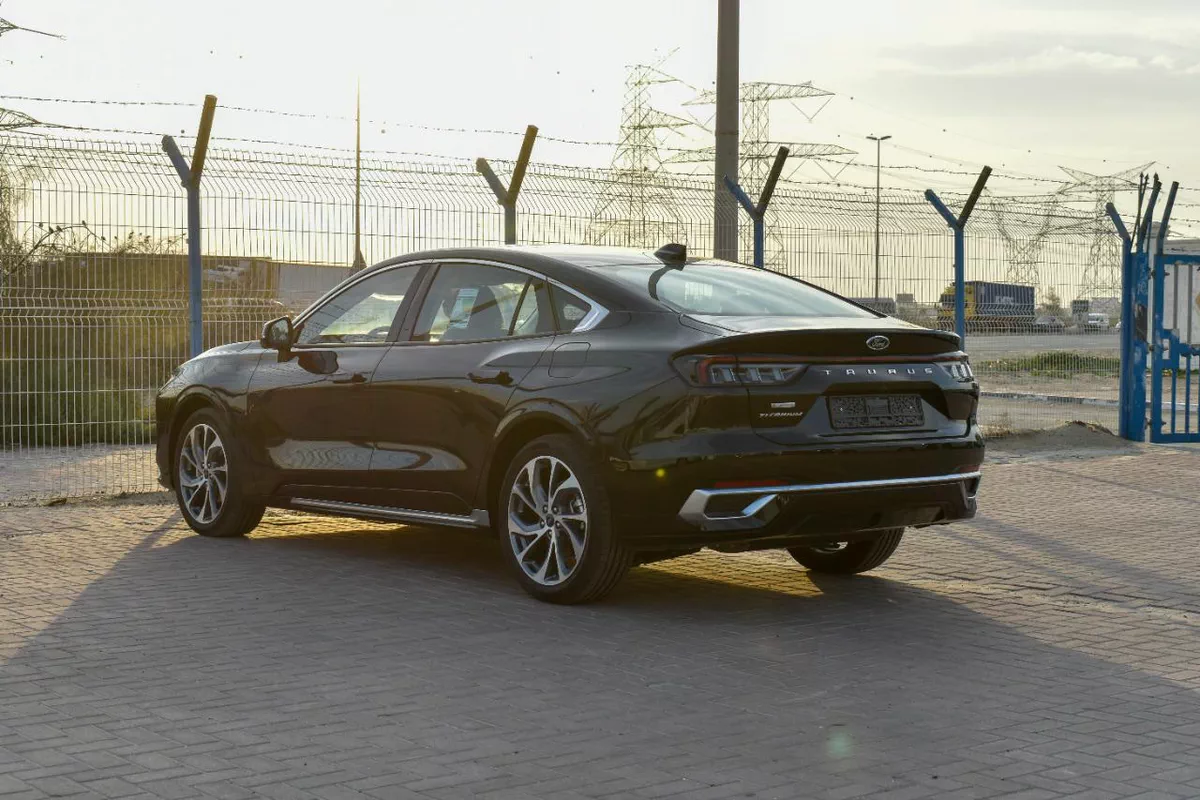 New 2024 Ford Taurus – Black Editoin-3-3
