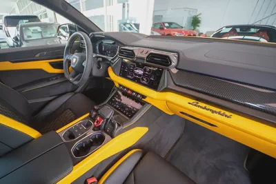 Lamborghini Urus SE | 2025 | 0 km | Carbon Fiber-10