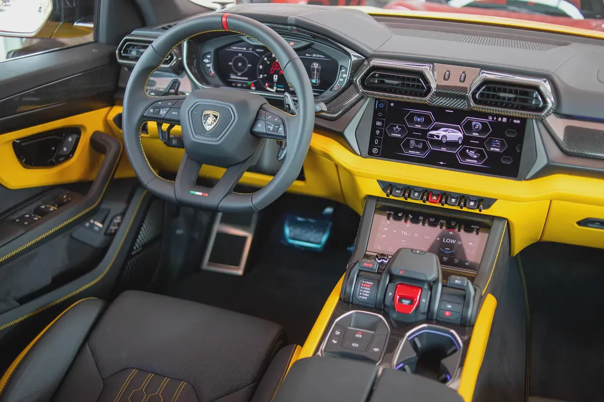 Lamborghini Urus SE | 2025 | 0 km | Carbon Fiber-11-11