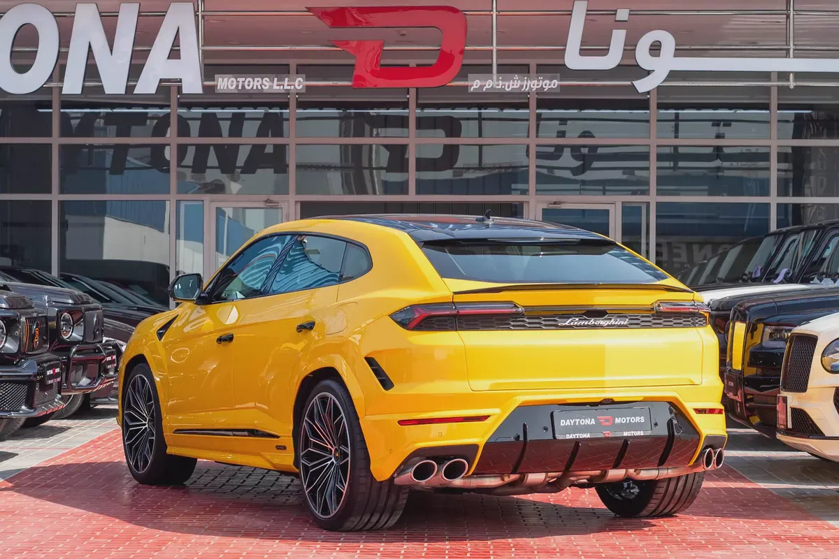 Lamborghini Urus SE | 2025 | 0 km | Carbon Fiber-3-3