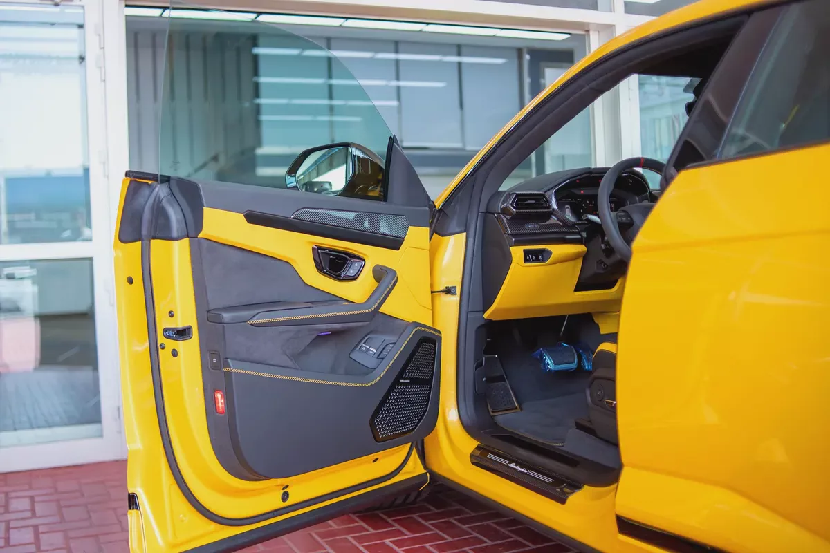 Lamborghini Urus SE | 2025 | 0 km | Carbon Fiber-7-7