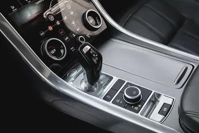 2,840 P.M | Range Rover Sport HSE | SVR Kit | 0% Downpayment-9