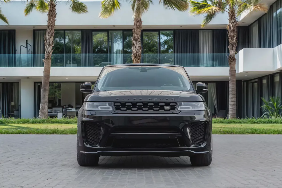 2,840 P.M | Range Rover Sport HSE | SVR Kit | 0% Downpayment-3-3