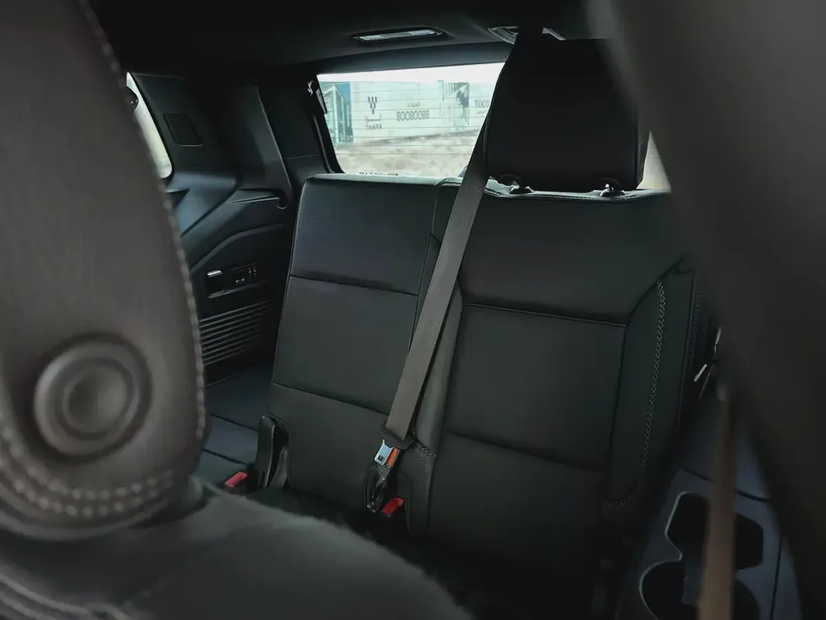 2023 GMC Yukon Denali | GCC Specs | Pristine Condition | Fully Loaded-16-16