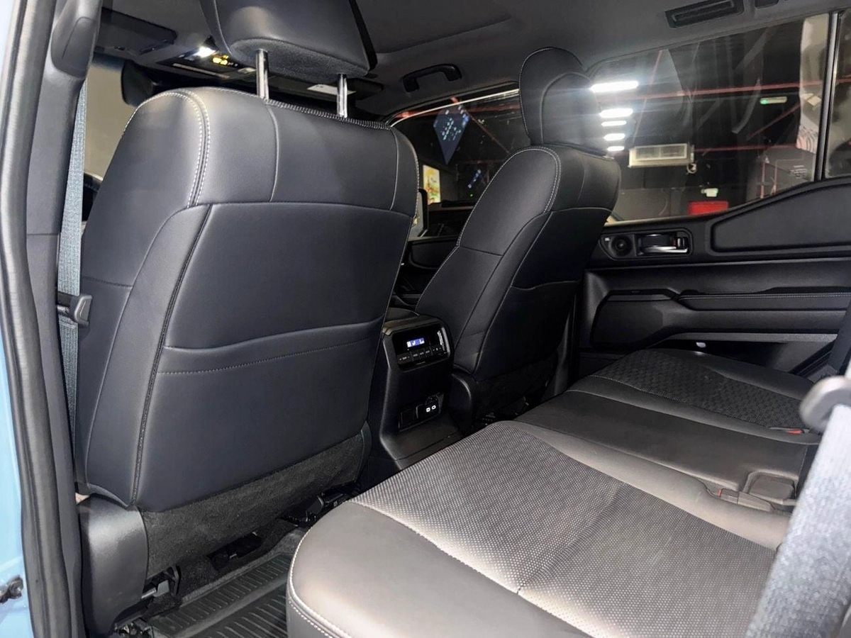 Toyota Prado VXR-13-0