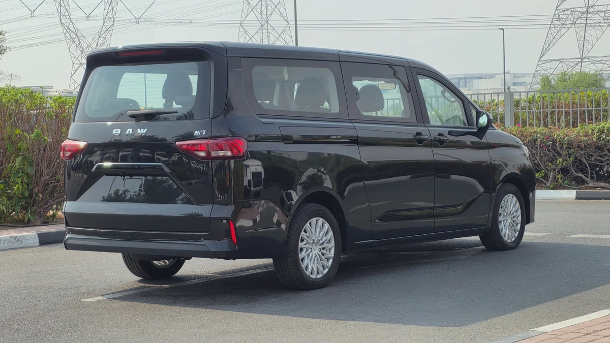 BAW M7 (Black)