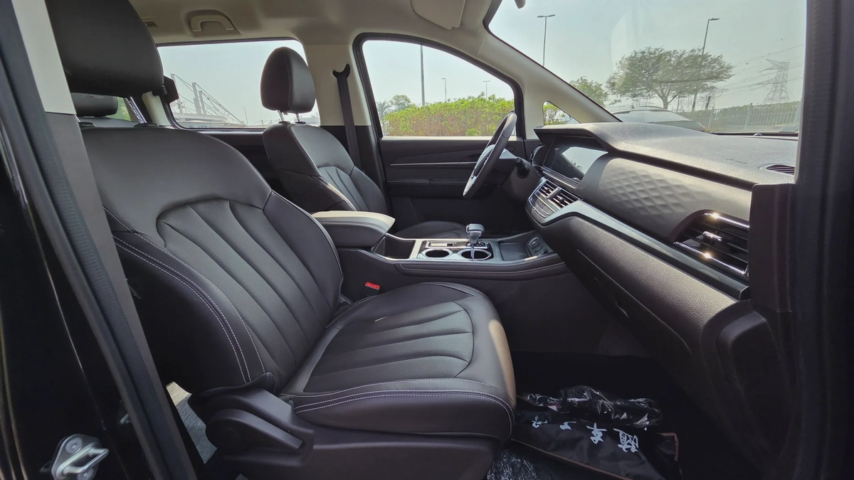 BAW M7 (Black)