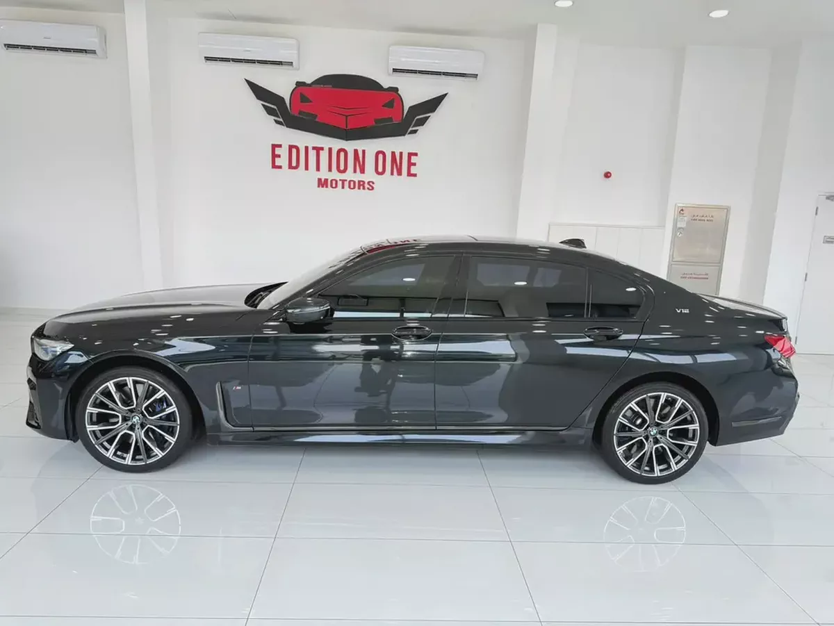 2021 BMW 760Li xDrive | GCC Specs | V12 Luxury-3-3