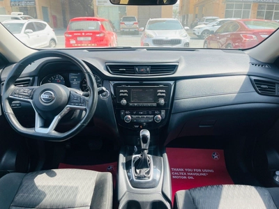 Nissan Rogue SV-3