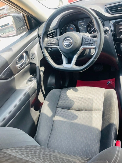 Nissan Rogue SV-7