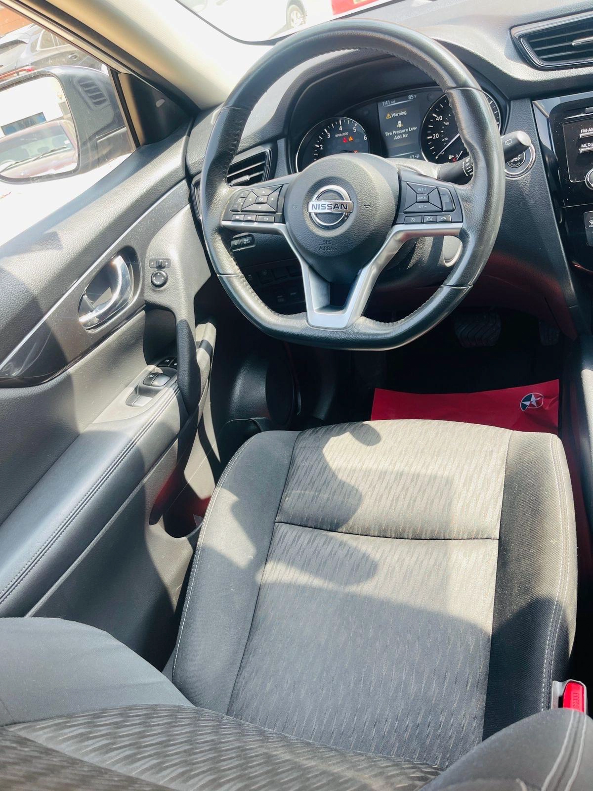 Nissan Rogue SV-7-7