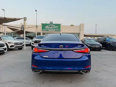 For sale ⁦Lexus ES 350 VII (XZ10), 3.5 l, 2021⁩ in UAE, Sharjah-1