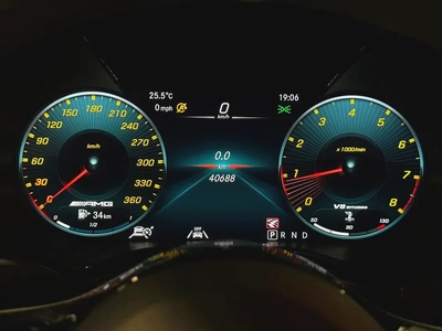 Mercedes-AMG GT R Pro 2019 – Track-Focused Performance Icon-9