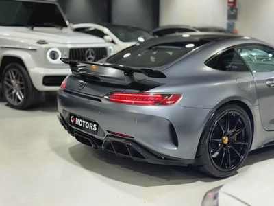 Mercedes-AMG GT R Pro 2019 – Track-Focused Performance Icon-15