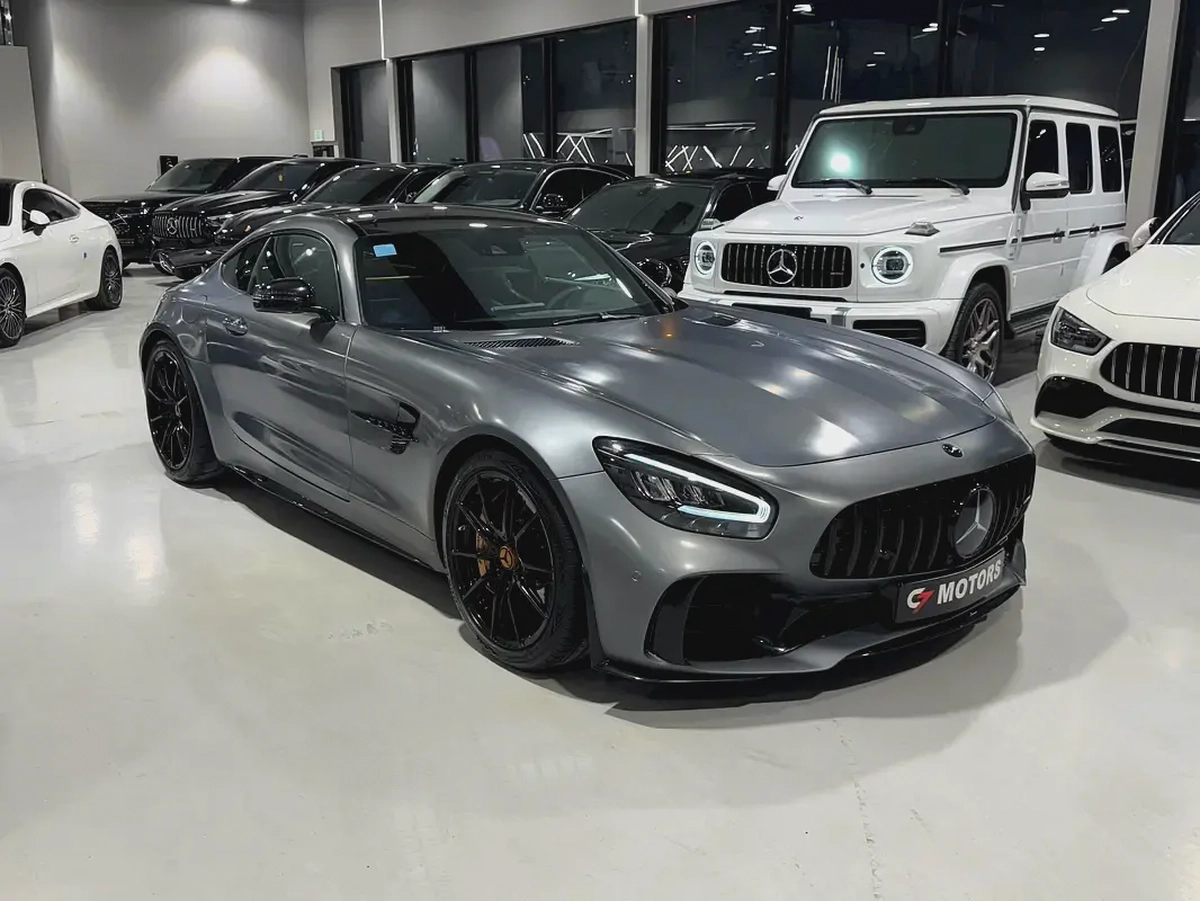 Mercedes-AMG GT R Pro 2019 – Track-Focused Performance Icon-4-4