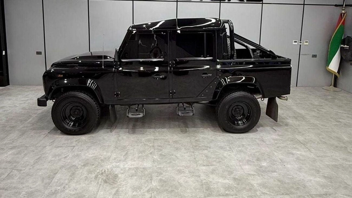 Land Rover Defender 110 Land Rover Defender 2015 GCC specs-22-0