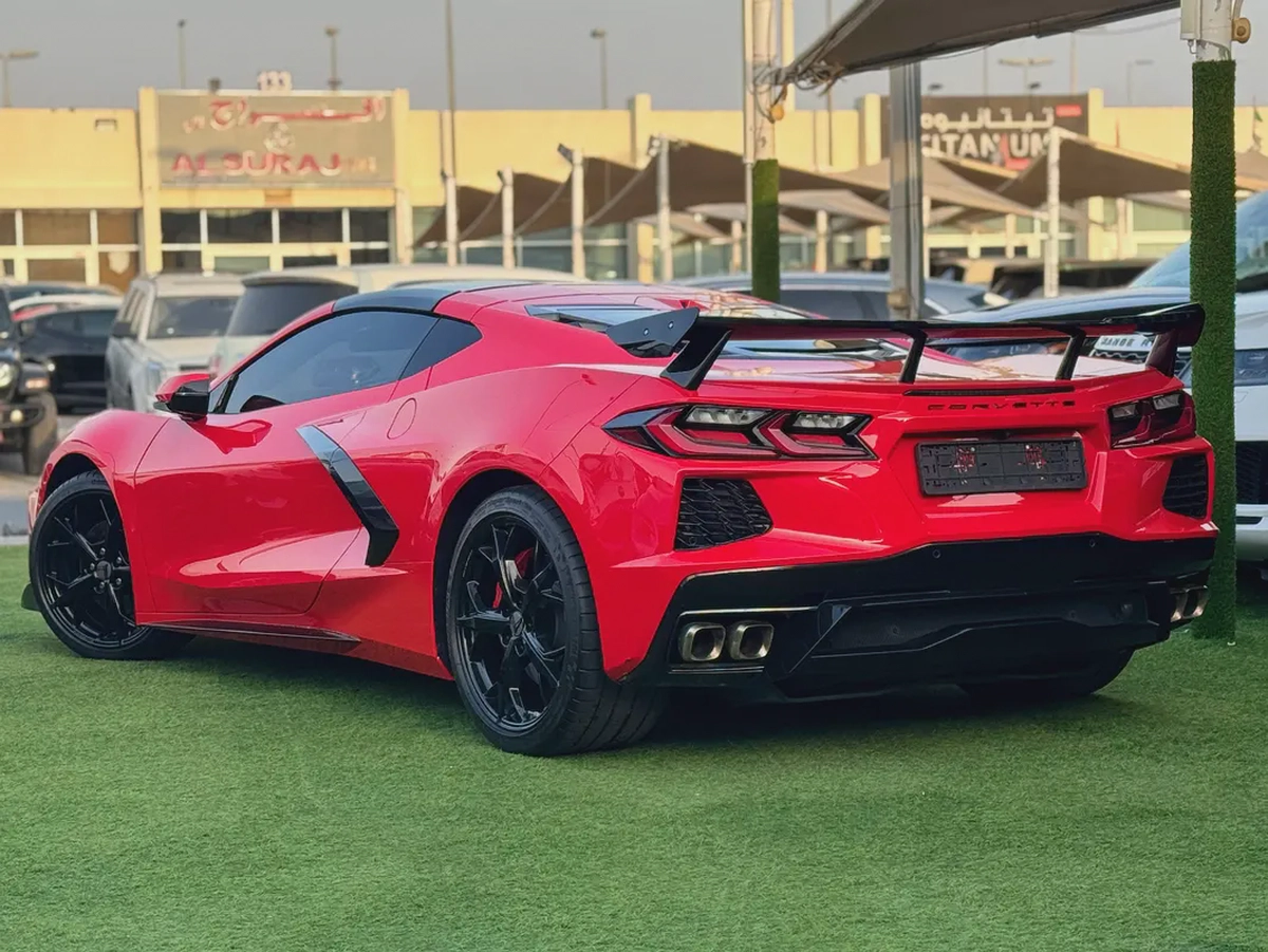 Corvette Stingray 1LT - (clean title free accident)-2-2