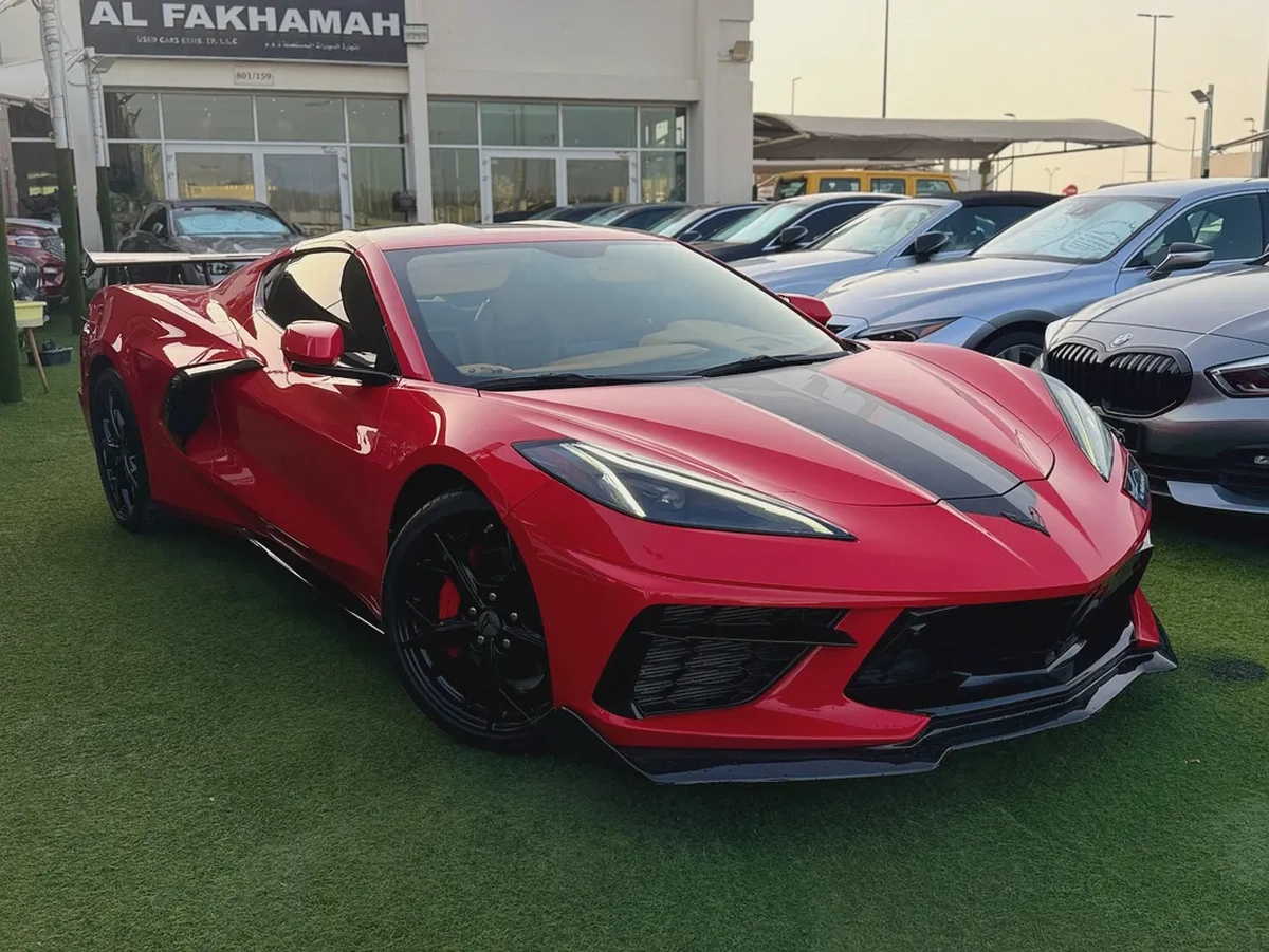 Corvette Stingray 1LT - (clean title free accident)-3-3