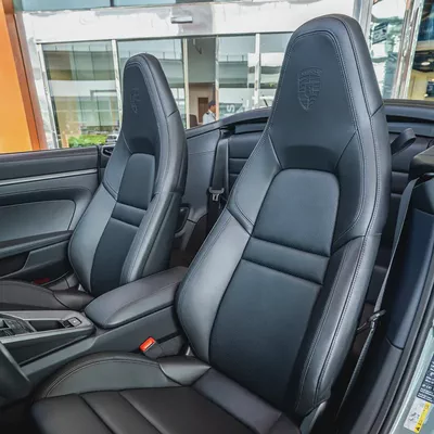 Porsche 911 Carrera 2025 - Brand New-14