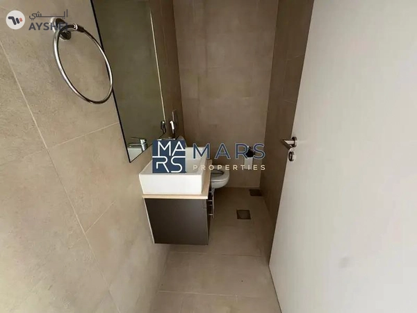 Lavishing Unit | Excellent Community | Ready To Move