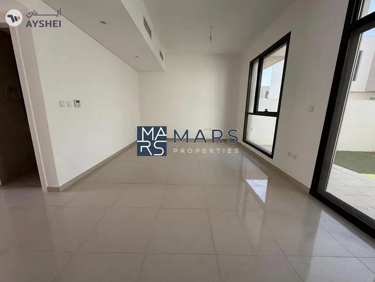 Lavishing Unit | Excellent Community | Ready To Move-10-10