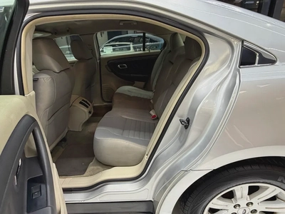 Ford Taurus SE 2012 - GCC Specs - Well Maintained-5