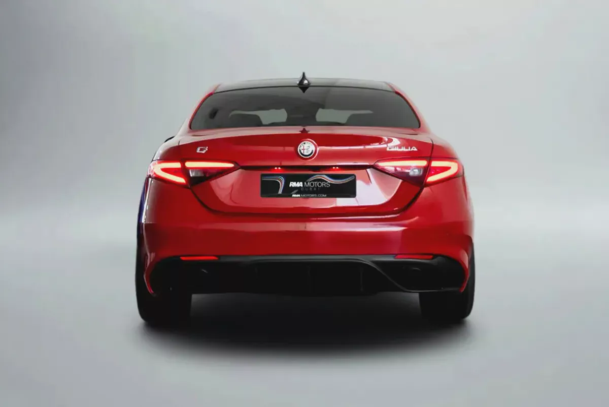 AED 2,070 / 60 months | 0% DP | 2023 ALFA ROMEO GIULIA Veloce Q2 / Full Service History-3-3