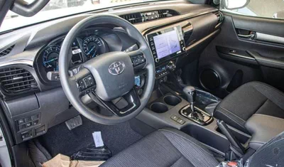 Toyota Hilux Adventure V6 4.0L Petrol AT-8