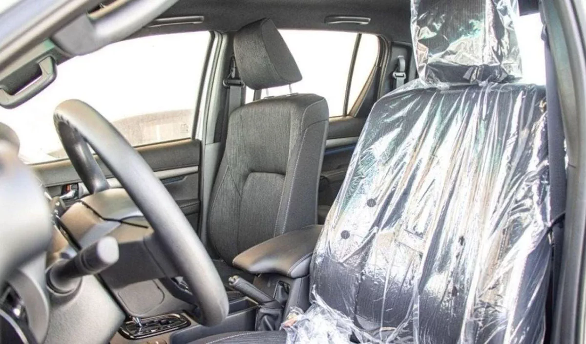 Toyota Hilux Adventure V6 4.0L Petrol AT-4-0