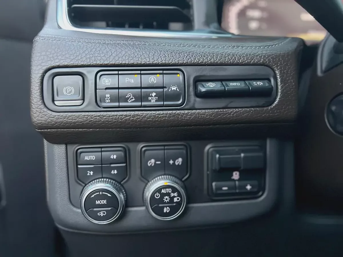 2023 GMC Yukon Denali | GCC Specs | Pristine Condition | Fully Loaded-12-12